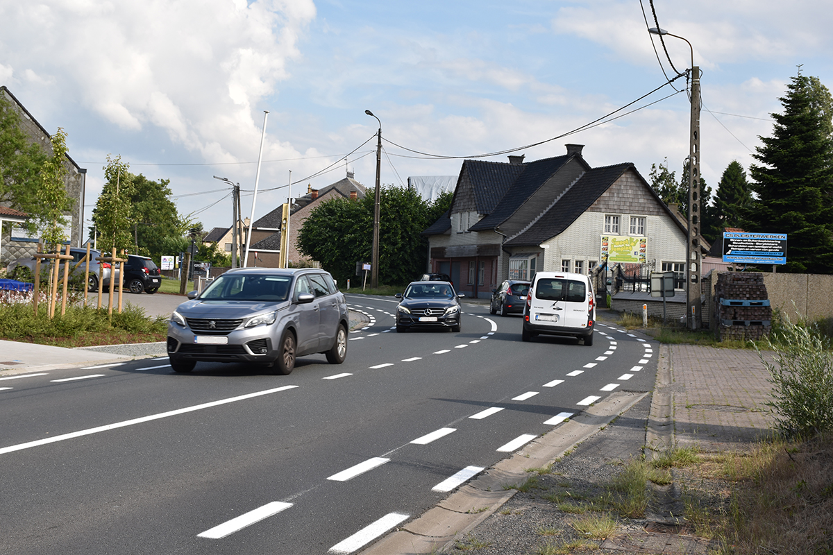 De N42 loopt door Wijnhuize