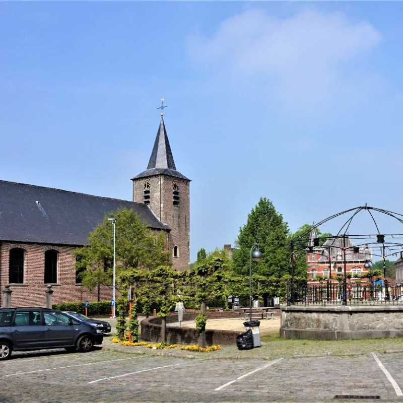 Sint-Lievens-Esse Sint-Martinuskerk ©Magda De Leeuw