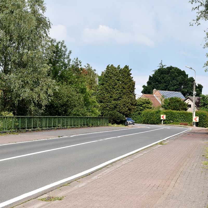  De spookbrug in de Schipstraat in Sint-Lievens-Esse ©Damien De Leeuw